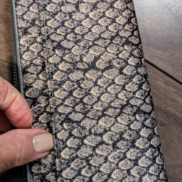 NEW Coach Taylor Snake Print Accordion Zip Around Wallet Wristlet - Picture 4 of 4